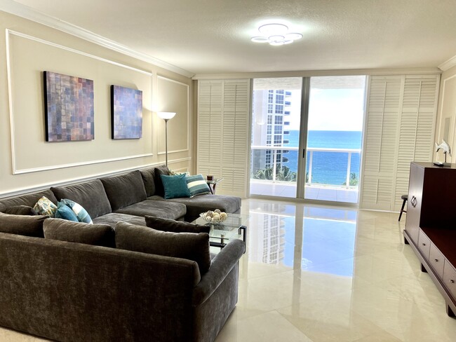 Building Photo - 3100 N Ocean Blvd