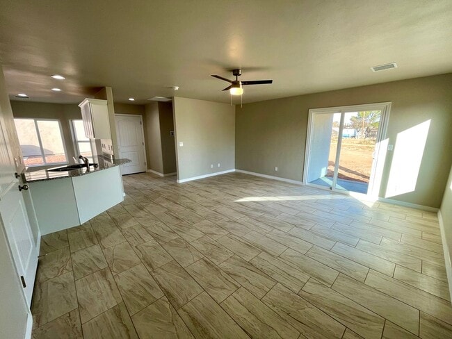 Building Photo - Cute home built in 2023 with garage and la...