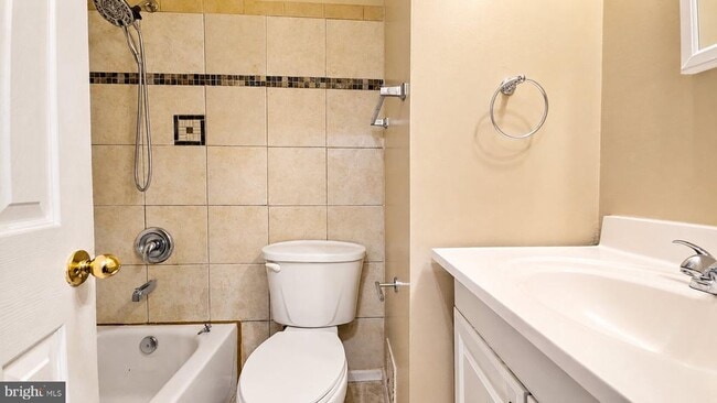 Building Photo - 4409 Bishopmill Dr