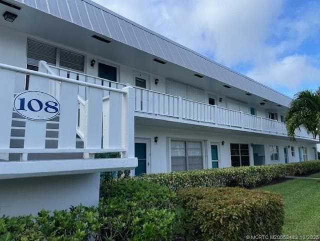 Primary Photo - 2929 SE Ocean Blvd