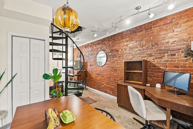 Building Photo - Charming Row Home | 2 Bed | 1 Bath | 950 Sf | Fenced Backyard | 2 Surface Parking Spaces