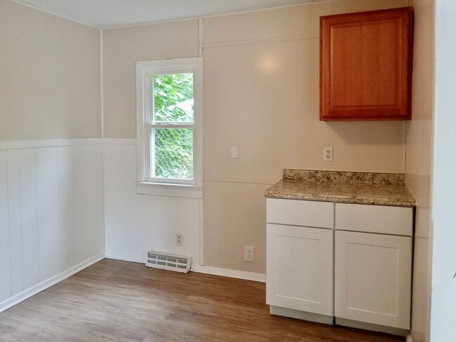Building Photo - One Bedroom Detached House FOR RENT in Bridgeton, NJ $1100