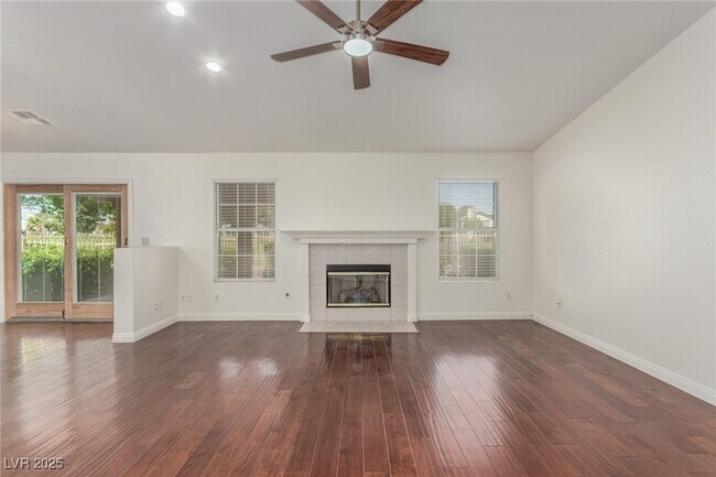 Building Photo - 5433 Honey Mesquite Ln