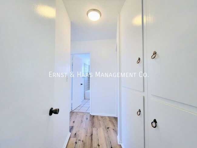 Building Photo - 333 Junipero Ave