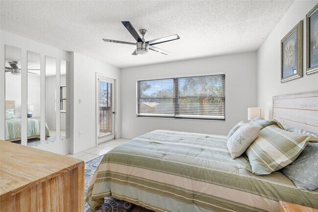 Building Photo - 1316 Pasadena Ave S