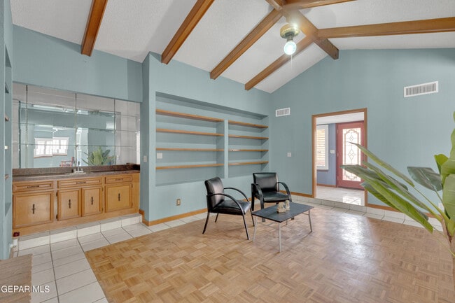 Building Photo - 6820 Villa Hermosa Dr