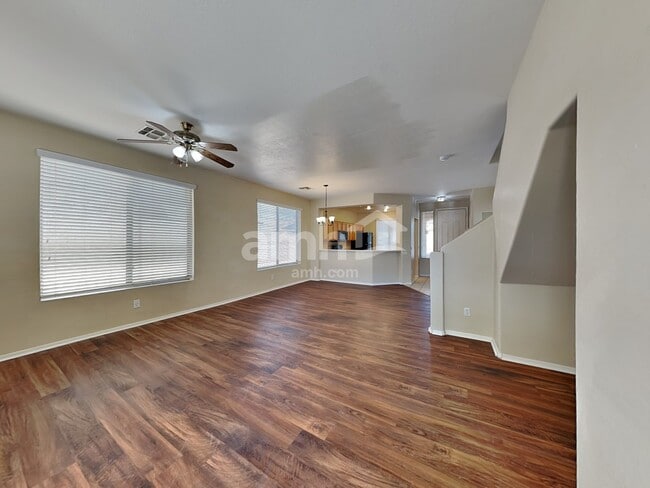 Building Photo - 2132 S Bernard