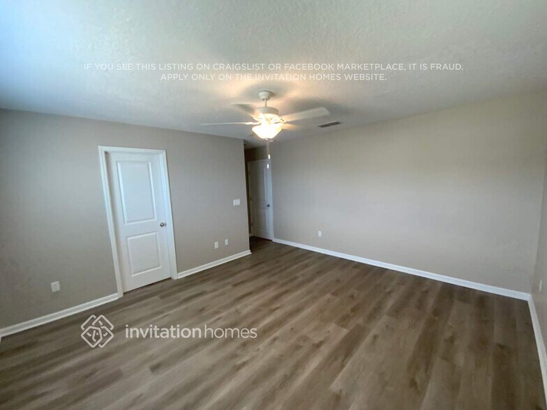 Building Photo - 7533 Chervil St