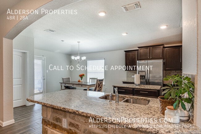 Building Photo - 2292 Olive Hl