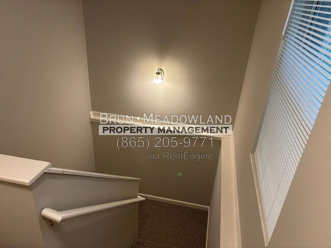 Building Photo - 820 Calypso Way