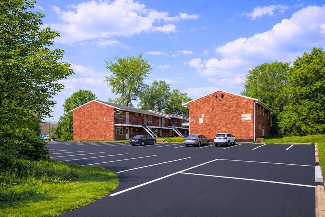 Building Photo - LIMITED OFFER FREE RENT FOR YOUR FIRST MONTH! 2 Bedroom Apartment unit in Anderson Avenue