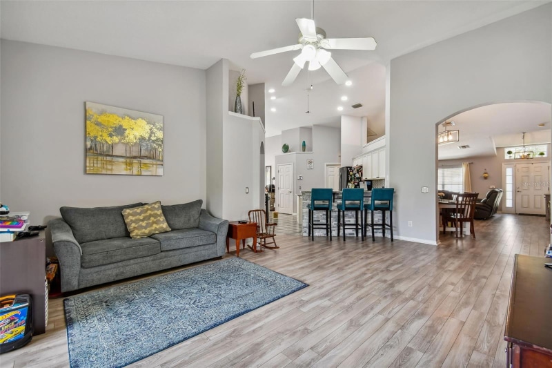 Building Photo - 7124 Colonial Lake Dr