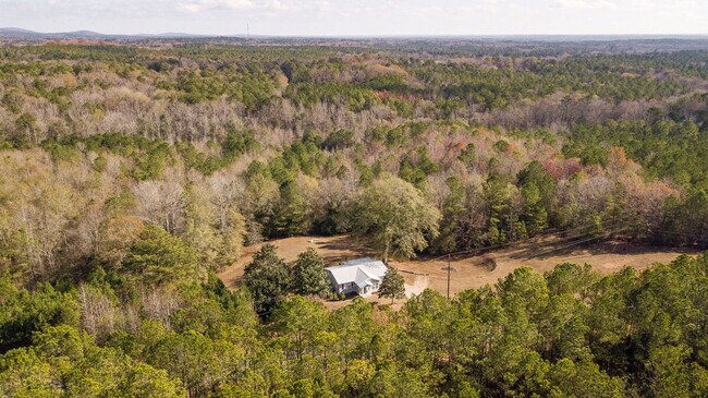 Building Photo - 161 Calhoun Rd