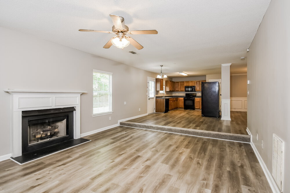 Building Photo - 504 Baywood Way