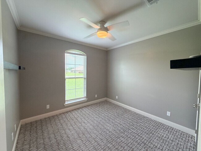 Building Photo - 3520 Windwood Circle.