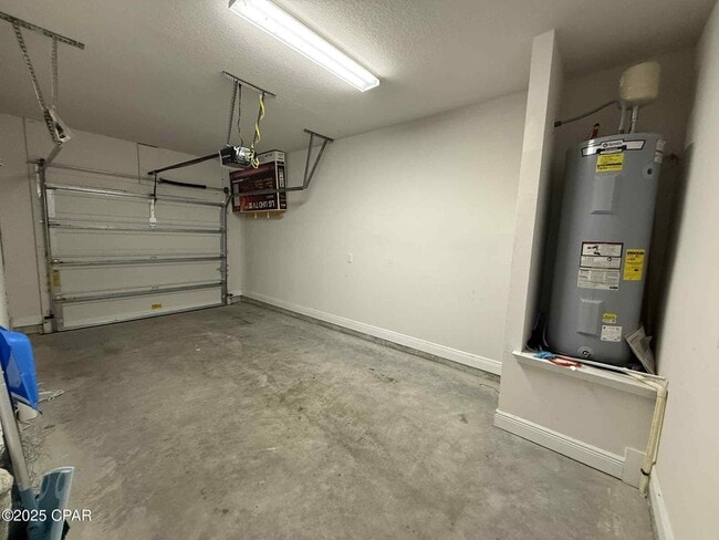 Building Photo - 7578 Shadow Lake Dr