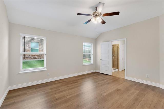 Building Photo - 222 Red Oak Dr