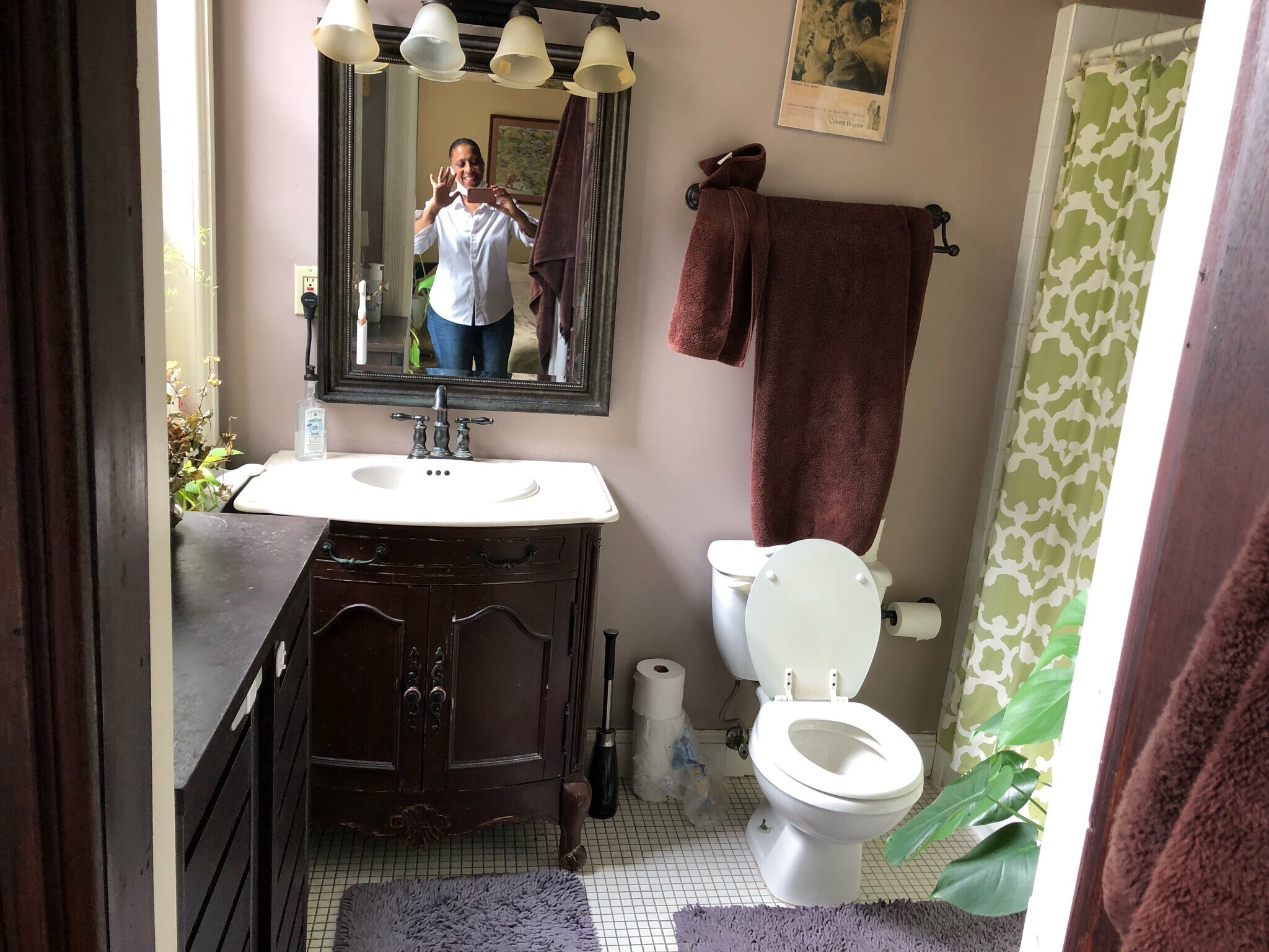 1BR bathroom - 1987 Madison Ave