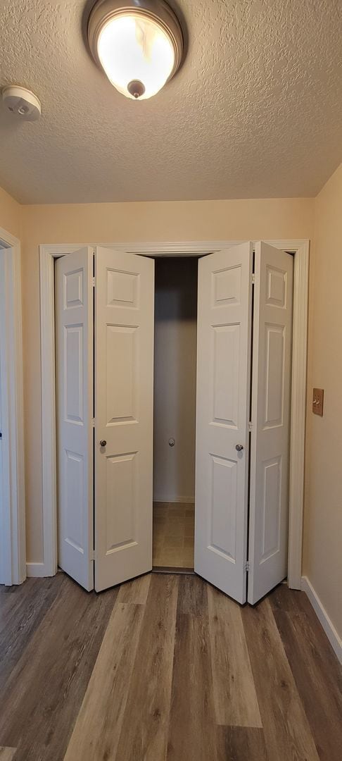 Building Photo - 3581 NE Hembree St