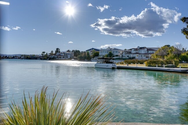 Building Photo - Fully Furnished Single-Story Home with Den and 3-Car Garage!