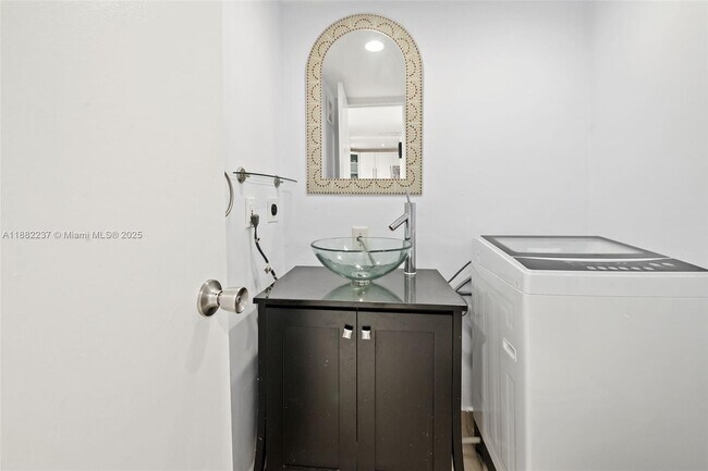 Building Photo - 10500 SW 108th Ave