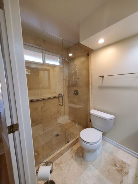 Building Photo - 6695 Indianbroom Ct