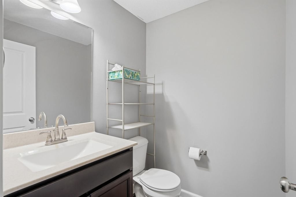 Building Photo - 5209-5211-5211 Silver Mill Dr