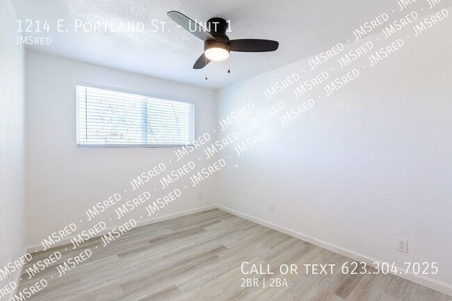 Building Photo - 1214 E Portland St