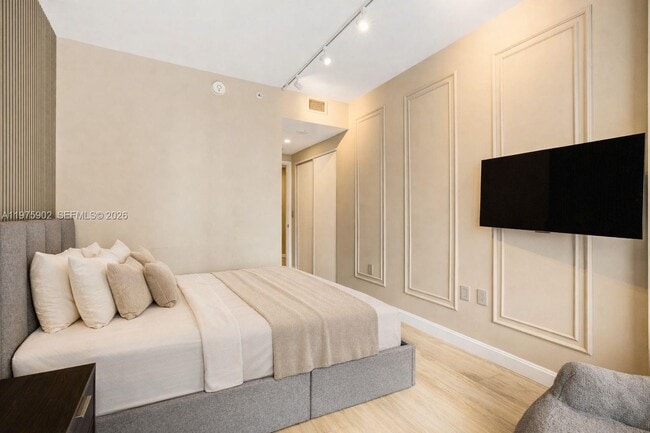 Building Photo - 45 SW 9th St