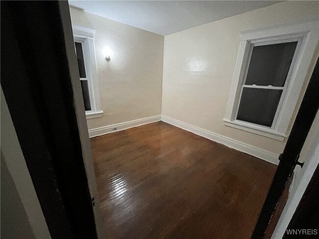 Building Photo - 168 Rodney Ave