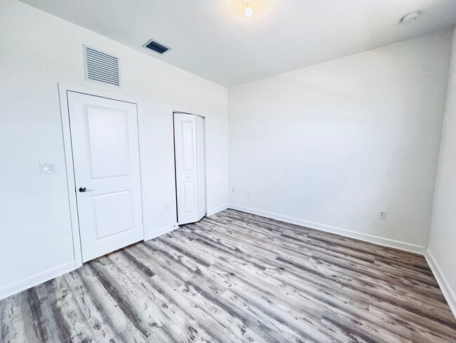 Building Photo - 17956 SW 358th St