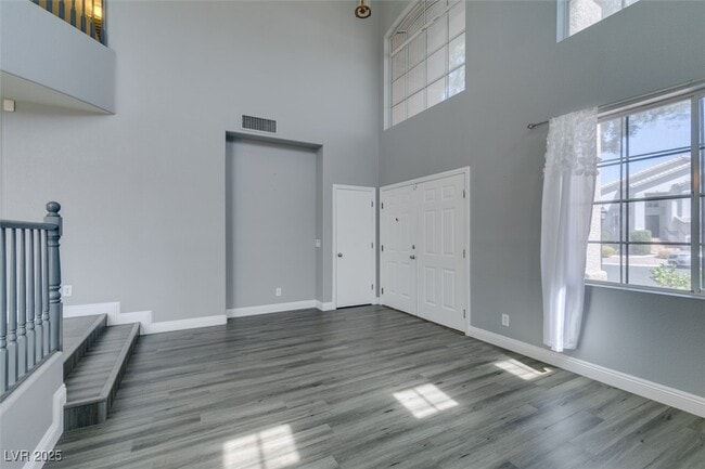 Building Photo - 9157 S Sleeping Tree St