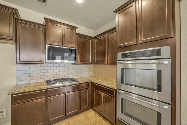 Building Photo - 3511 Brampton Island Dr