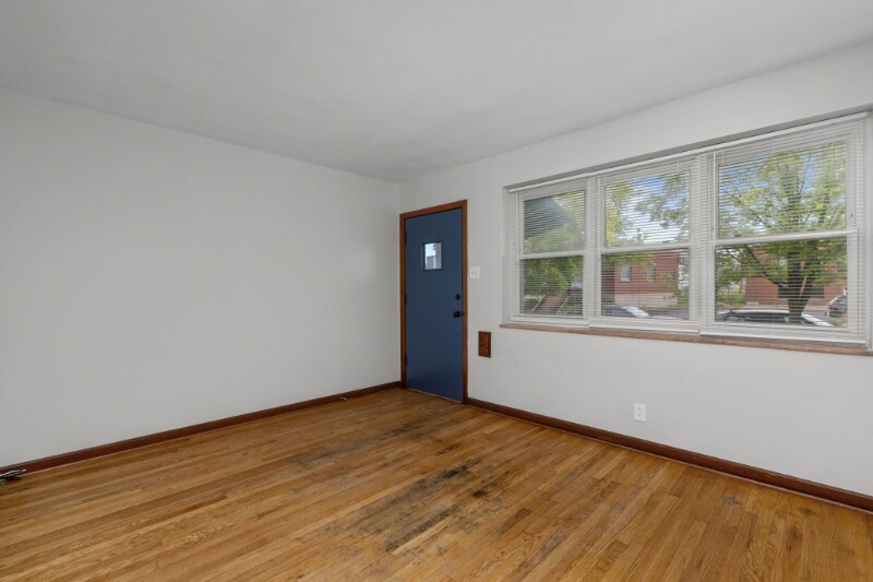 Building Photo - 4980 Fyler Ave