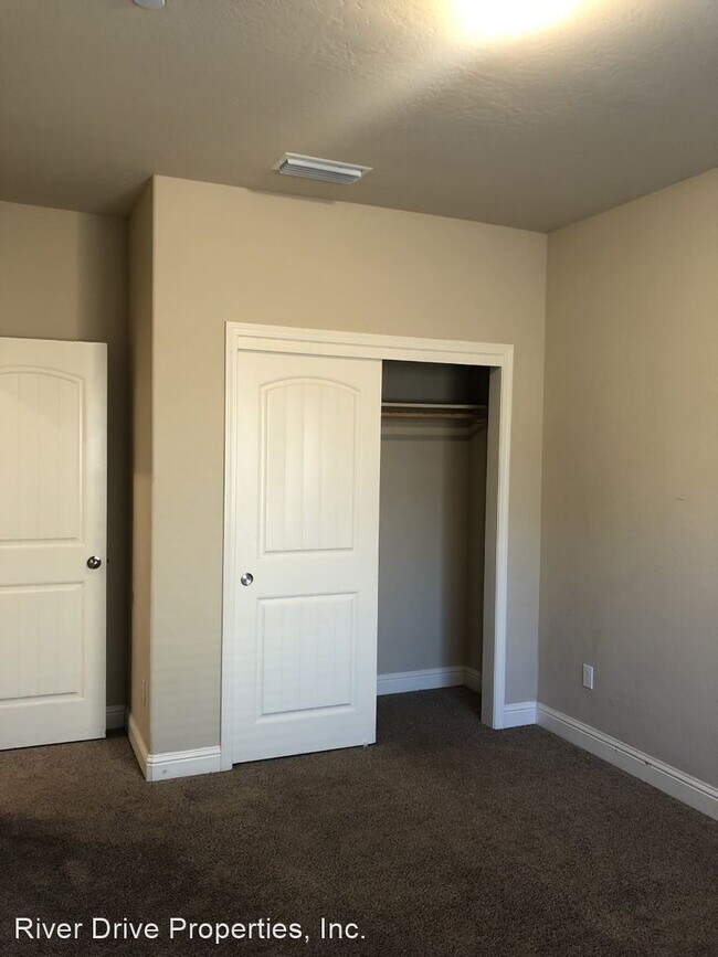 Building Photo - 3 br, 2 bath House - 4734 Barclay Way