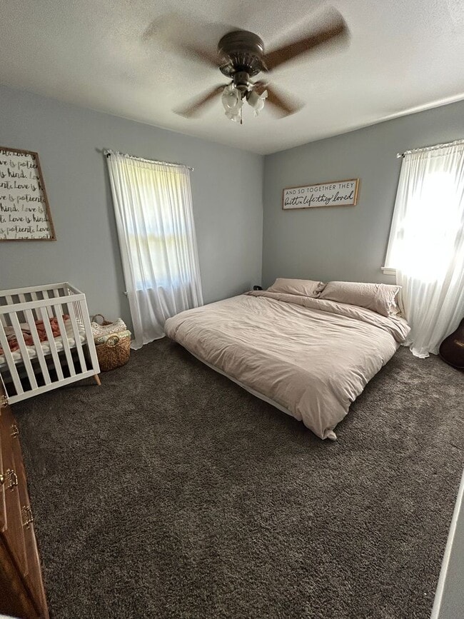 Building Photo - Lovely home in quiet neighborhood for rent