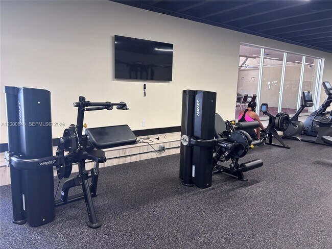 Building Photo - 403 NW 68th Ave