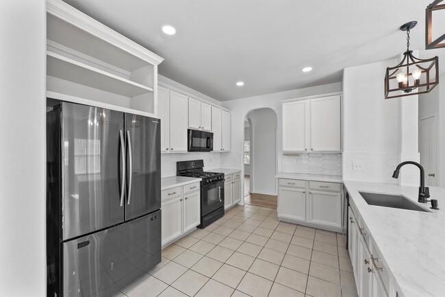 Building Photo - 18211 Fairview Valley Ct