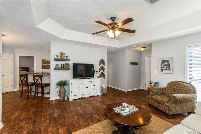 Building Photo - 7091 Buckram Oak Dr