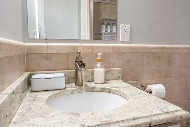 Building Photo - 45 Rhode Island Ave NE