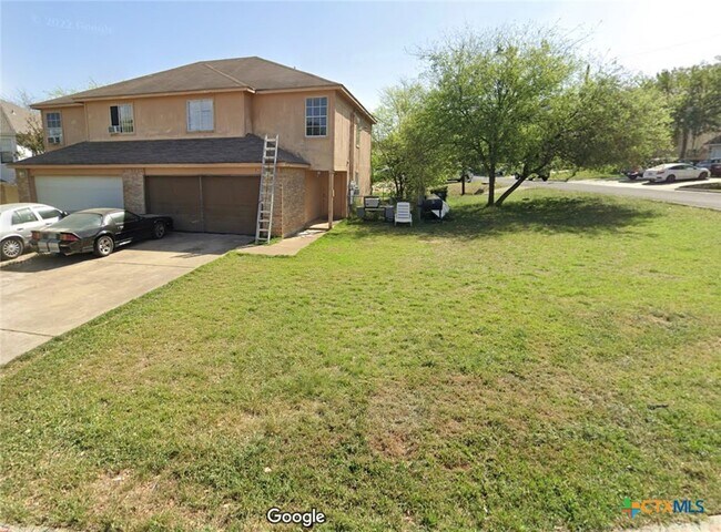 Building Photo - 1000 Sagewood Trail