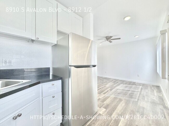 Building Photo - 8910 S Avalon Blvd