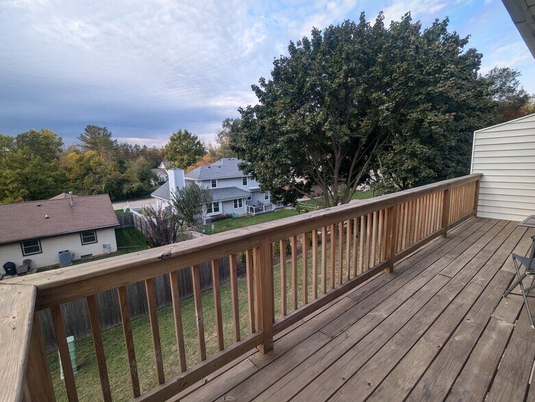 Building Photo - 3351 S 113th St