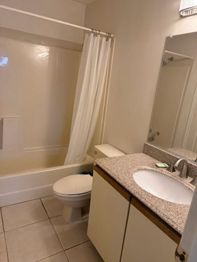 Building Photo - CONDO NEAR THE BAY