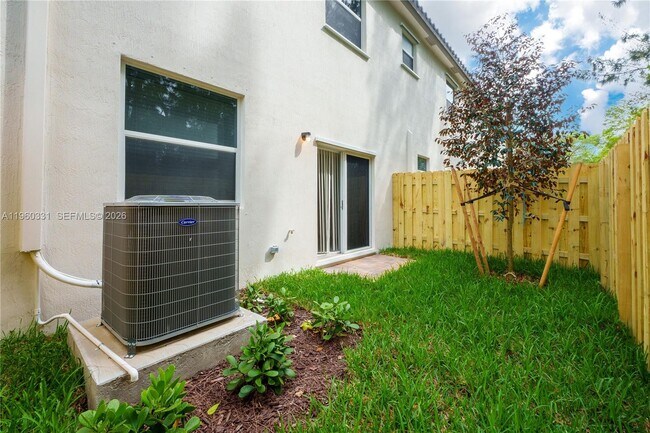 Building Photo - 2713 NW 55th St