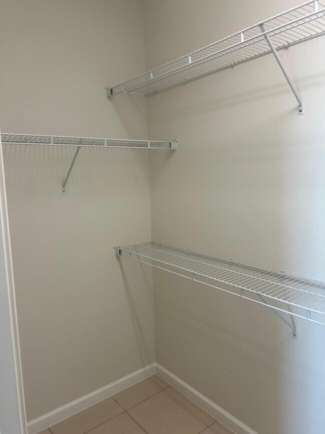 Building Photo - 11066 Sunrise Lake Dr