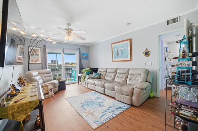 Building Photo - 112 Doolen Ct