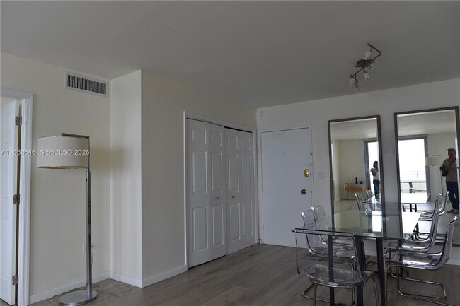 Building Photo - 5555 Collins Ave