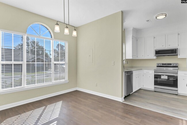 Building Photo - 110 Hutto Hill