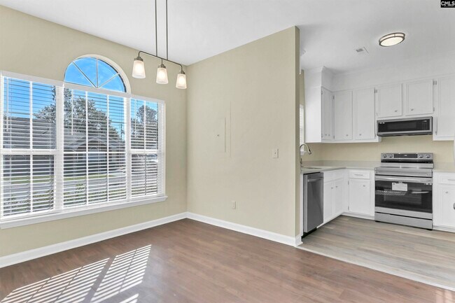 Building Photo - 119 Hutto Hill